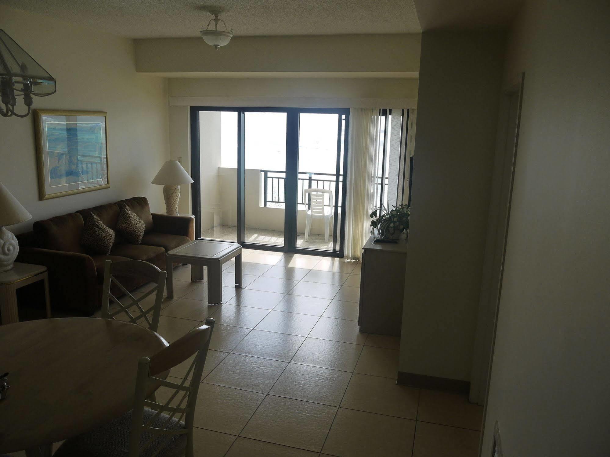 Aquarius Beach Tower Susupe Exterior photo