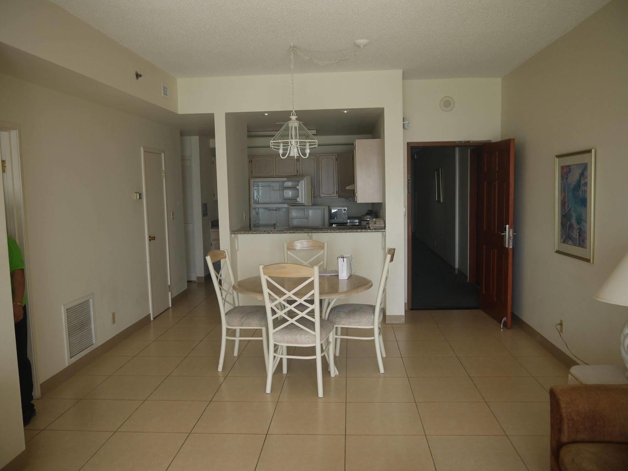 Aquarius Beach Tower Susupe Exterior photo
